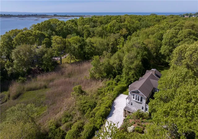 4th image of 137 Cove Point East Rd, Charlestown, RI 02813 | MLS# 1415312