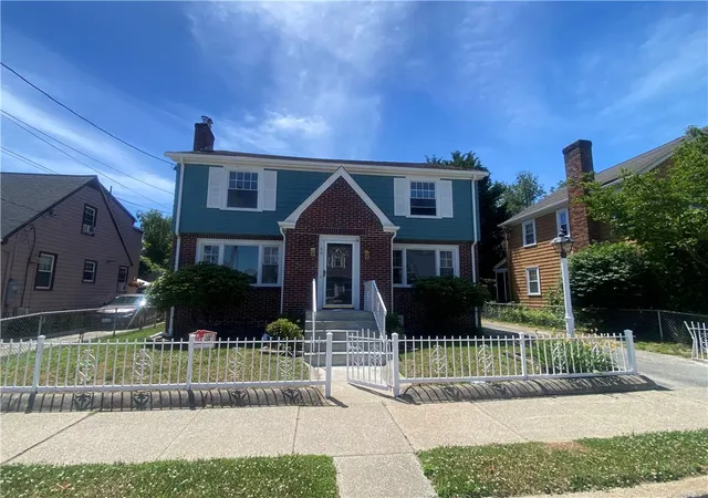2nd image of 40 Amhert Ave, Pawtucket, RI 02860 | MLS# 1415346
