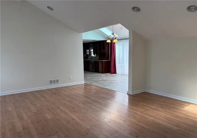 5th image of 52 Elm Dr, Cranston, RI 02920 | MLS# 1415366