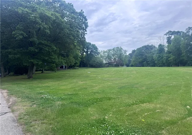 4th image of 0 Knollridge Dr, North Smithfield, RI 02896 | MLS# 1415068