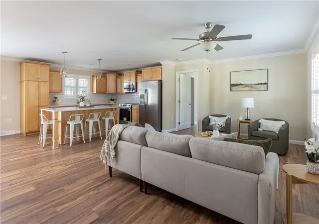 Homes for sale in South Kingstown, RI | 228 Chickadee Ln, South Kingstown, RI 02879 | MLS# 1415342