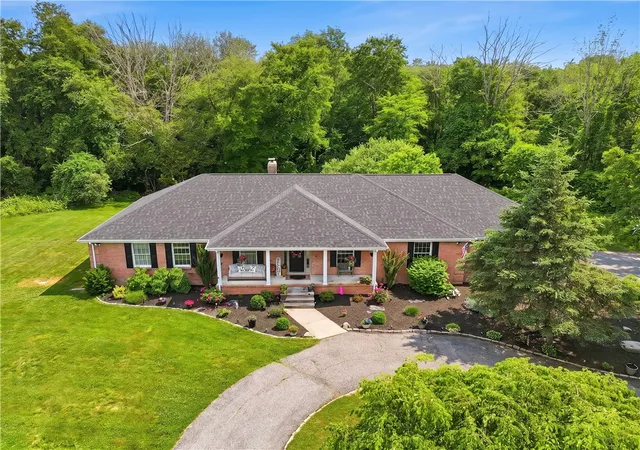 Homes for sale in Glocester, RI | 162 Absalona Hill Rd, Glocester, RI 02814 | MLS# 1415336