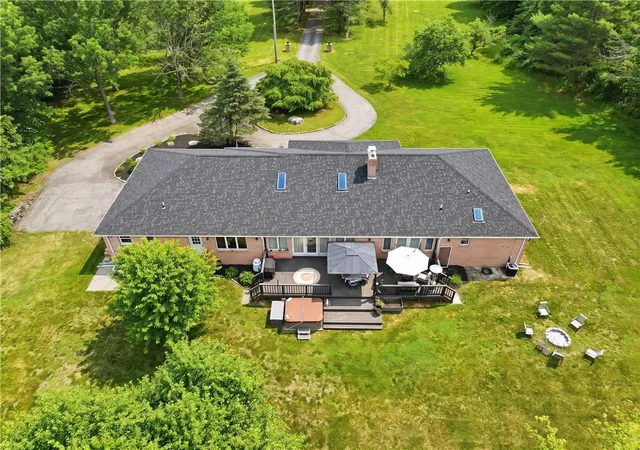 Homes for sale in Glocester, RI | 162 Absalona Hill Rd, Glocester, RI 02814 | MLS# 1415336