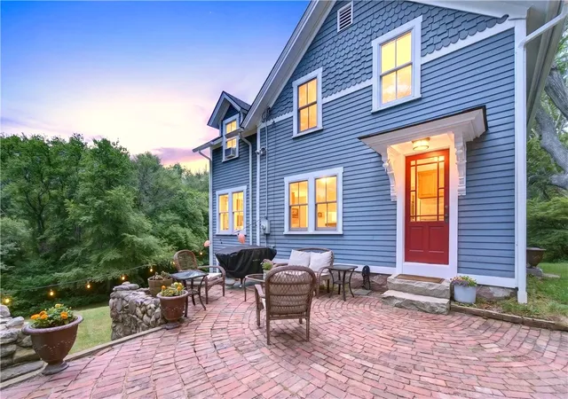 2nd image of 108 Oak St, Hopkinton, RI 02804 | MLS# 1415386