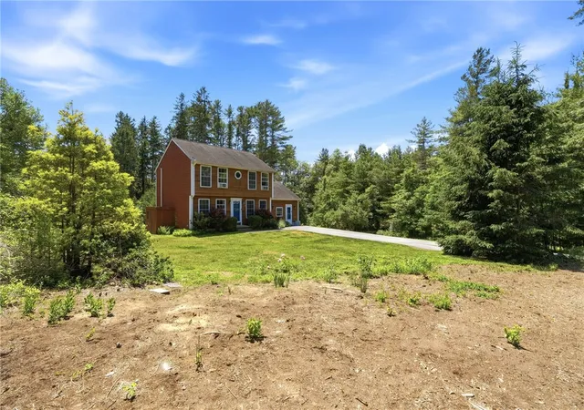 Homes for sale in Charlestown, RI | 11 Timber Ridge Rd, Charlestown, RI 02813 | MLS# 1415337