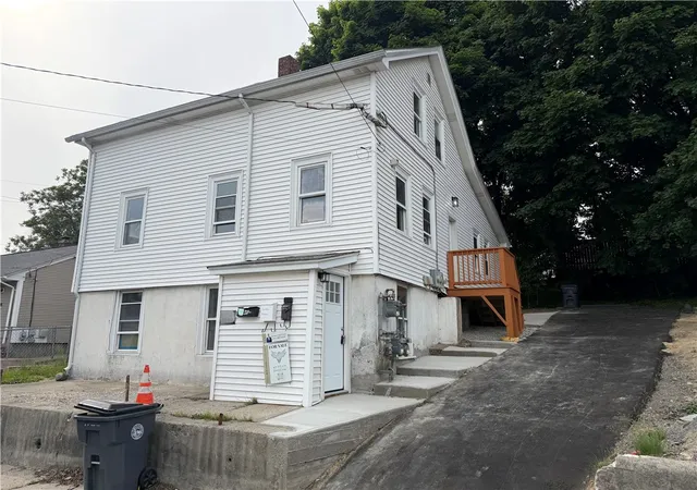 1st image of 372 Hawkins St, Providence, RI 02904 | MLS# 1415448