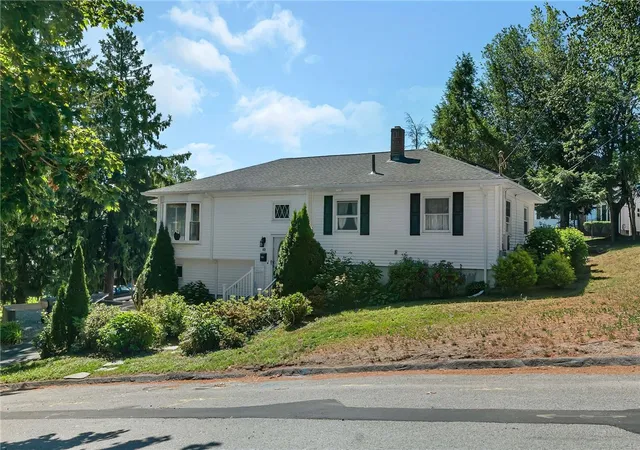 30th image of 83 Valente Dr, Cranston, RI 02920 | MLS# 1415445