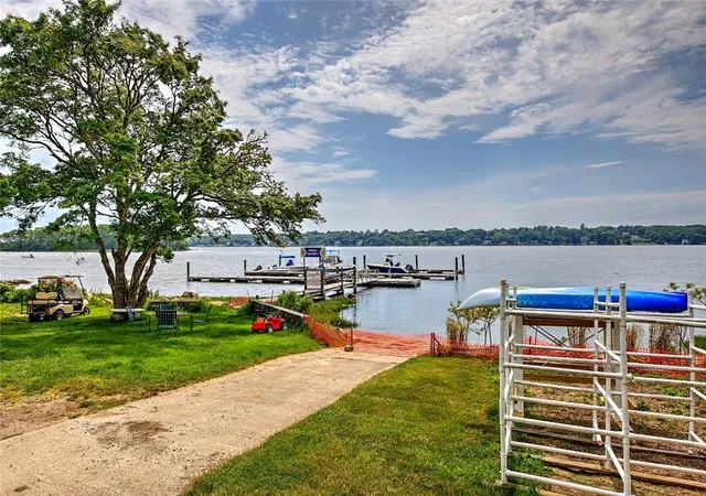 41st image of 53 Cummings Ln, Westport, MA 02790 | MLS# 1415407