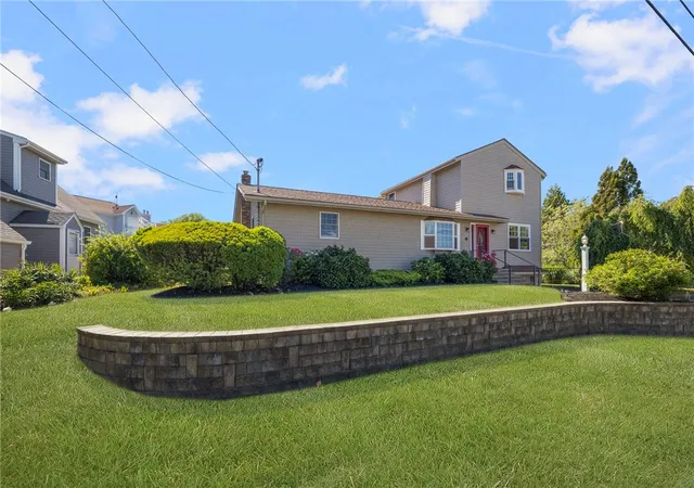 3rd image of 3 Larch Ave, Narragansett, RI 02882 | MLS# 1413508