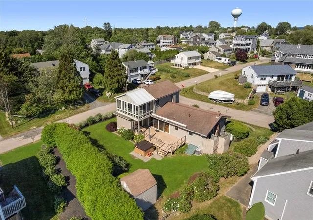 4th image of 3 Larch Ave, Narragansett, RI 02882 | MLS# 1413508