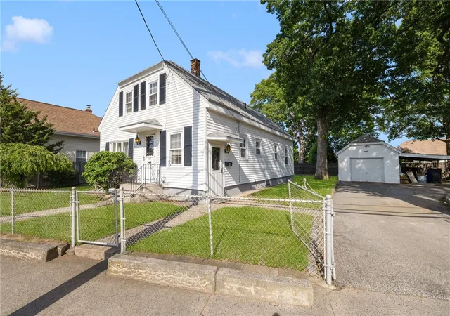 Homes for sale in Pawtucket, RI | 463 Power Rd, Pawtucket, RI 02860 | MLS# 1415501