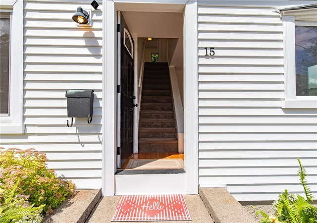 4th image of 15 Gage St, Warwick, RI 02889 | MLS# 1415395
