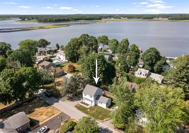 Homes for sale in Barrington, RI | 69 Mason Rd, Barrington, RI 02806 | MLS# 1415369