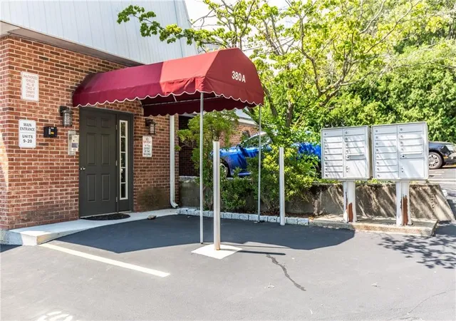 Homes for sale in North Providence, RI | 380 Sunset Ave #12, North Providence, RI 02904 | MLS# 1415528