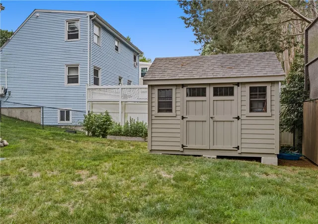 Homes for sale in North Kingstown, RI | 44 Highbank Ave, North Kingstown, RI 02852 | MLS# 1415543