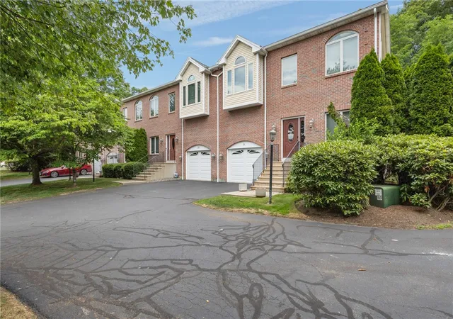 Photo 3 of Sale Pending at 131 Fruit Hl Ave #9, Providence, RI 02911 | MLS# 1415525 | Listing updated on 2026-07-28
