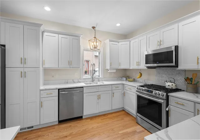 Photo 4 of Sale Pending at 131 Fruit Hl Ave #9, Providence, RI 02911 | MLS# 1415525 | Listing updated on 2026-07-28