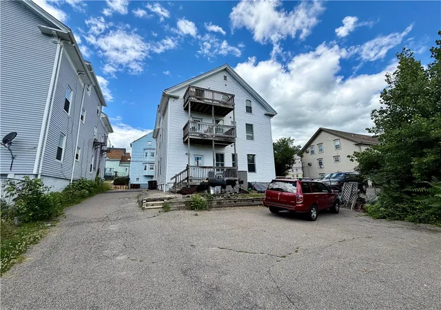 4th image of 108 East St, Woonsocket, RI 02895 | MLS# 1415497