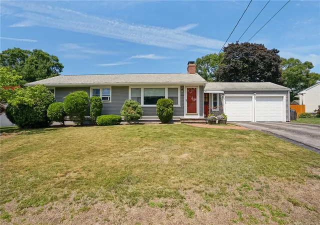 Photo 3 of Sale Pending at 203 Garden Hills Dr, Cranston, RI 02920 | MLS# 1415462 | Listing updated on 2026-08-13
