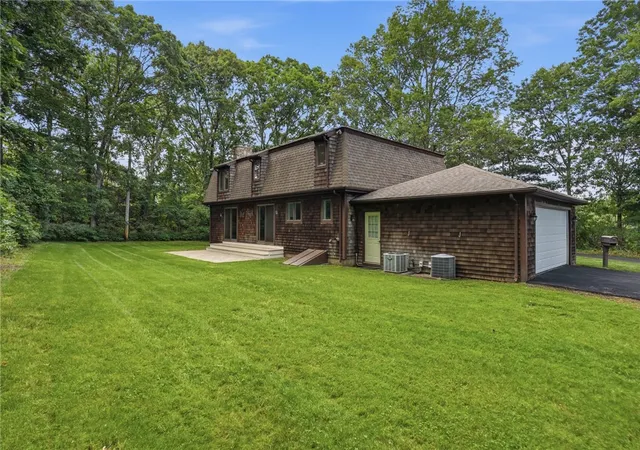 Homes for sale in East Greenwich, RI | 5763 Post Rd, East Greenwich, RI 02818 | MLS# 1415563