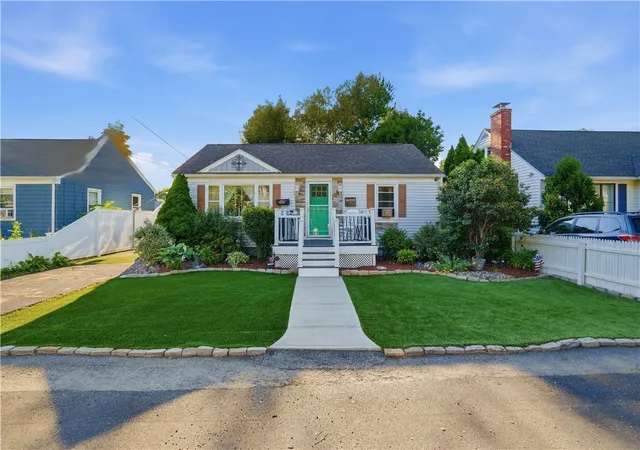 Homes for sale in North Providence, RI | 11 Cherry St, North Providence, RI 02911 | MLS# 1415539