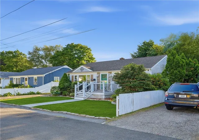 Homes for sale in North Providence, RI | 11 Cherry St, North Providence, RI 02911 | MLS# 1415539