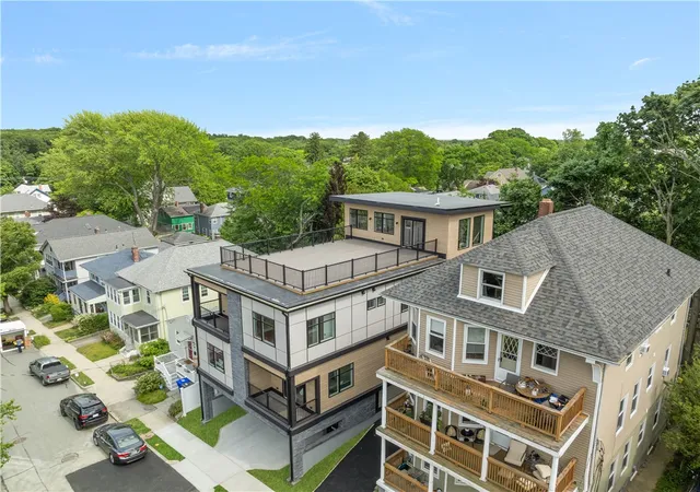 36th image of 43 12th St #B, Providence, RI 02906 | MLS# 1415313