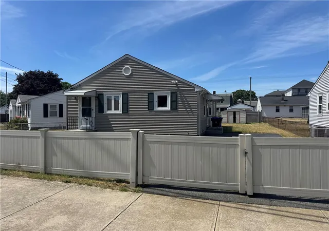 Homes for sale in Pawtucket, RI | 315 Rhode Island Ave, Pawtucket, RI 02860 | MLS# 1415598