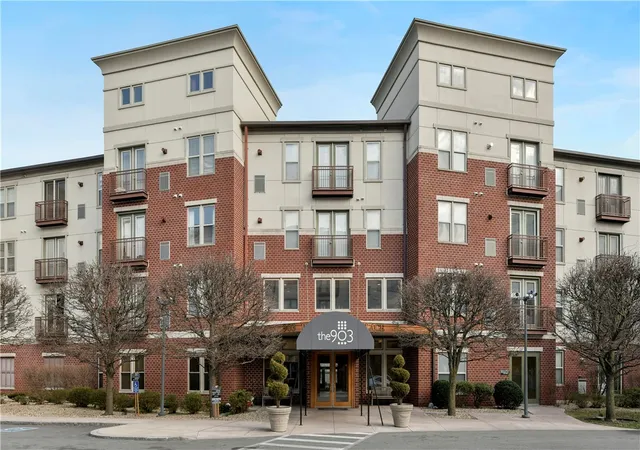 Homes for sale in Providence, RI | 1000 Providence Pl #418, Providence, RI 02903 | MLS# 1415363