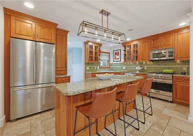 2nd image of 25 Tryon Ave, East Providence, RI 02916 | MLS# 1415481