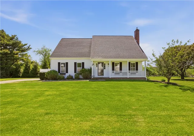 Homes for sale in Middletown, RI | 32 James Francis Ter, Middletown, RI 02842 | MLS# 1415384