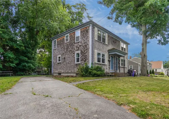 Homes for sale in East Providence, RI | 119 Rounds Ave, East Providence, RI 02915 | MLS# 1415355