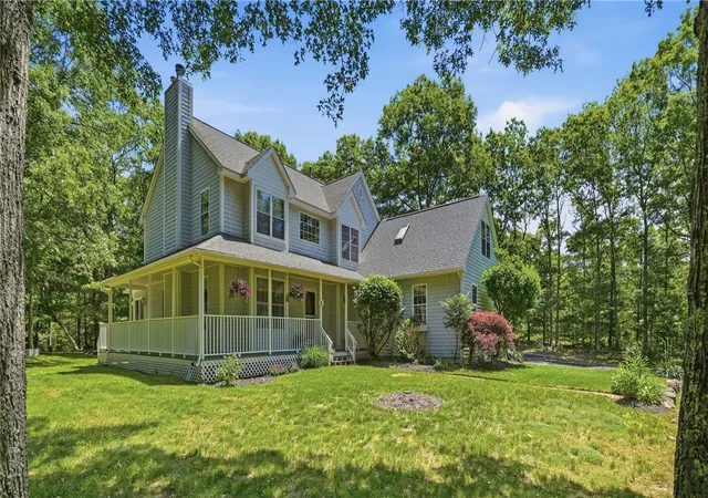 Homes for sale in West Greenwich, RI | 1 William Nichols Rd, West Greenwich, RI 02817 | MLS# 1415522