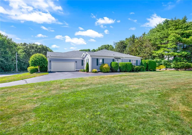Photo 3 of Sale Pending at 48 Orchard Meadows Dr, Smithfield, RI 02917 | MLS# 1415619 | Listing updated on 2026-08-28