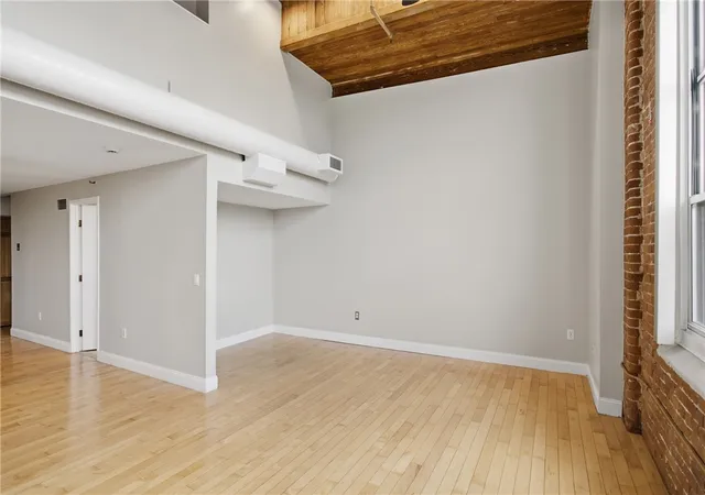 Homes for sale in North Providence, RI | 494 Woonasquatucket Ave #411, North Providence, RI 02911 | MLS# 1415618