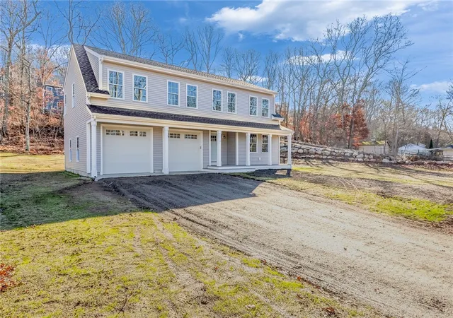 Homes for sale in Westerly, RI | 53 Bradford Rd, Westerly, RI 02808 | MLS# 1415635