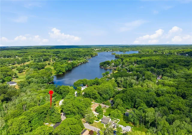 Homes for sale in Glocester, RI | 48 Waterman Lake Dr, Glocester, RI 02814 | MLS# 1415617
