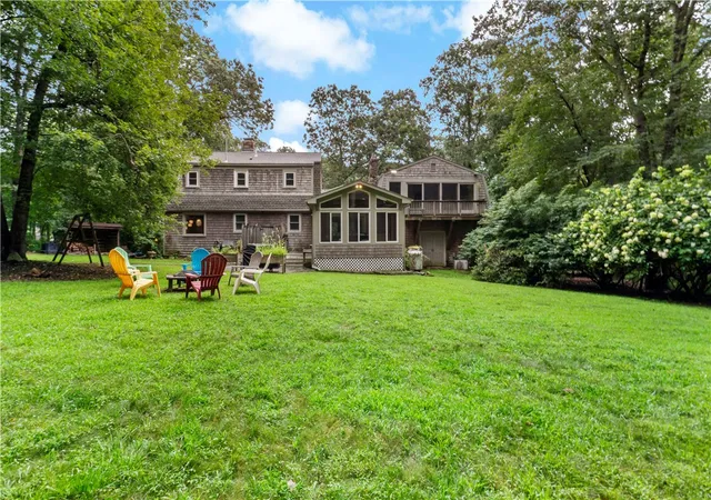 Homes for sale in South Kingstown, RI | 172 Estelle Dr, South Kingstown, RI 02892 | MLS# 1414859