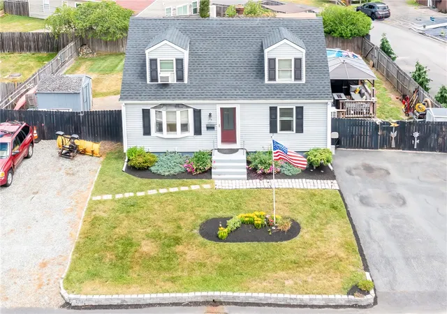 Homes for sale in Coventry, RI | 29 Blackrock Rd, Coventry, RI 02816 | MLS# 1415701