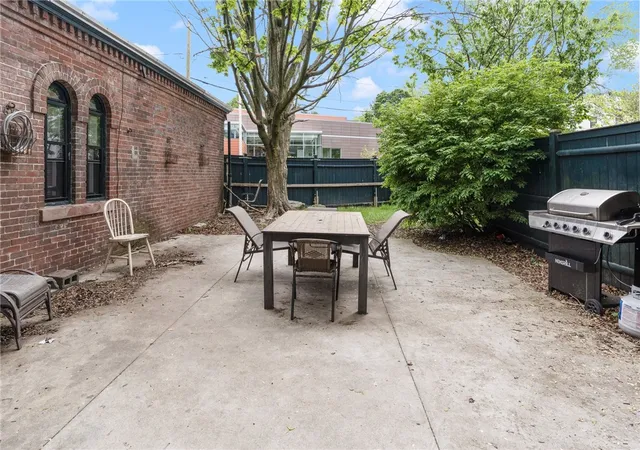 3rd image of 369 Thayer St, Providence, RI 02906 | MLS# 1415709