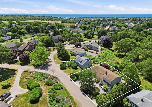 Homes for sale in Westerly, RI | 10 Island View Ct, Westerly, RI 02891 | MLS# 1414693