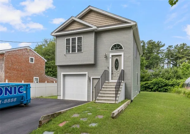 Homes for sale in Coventry, RI | 29 Idaho St, Coventry, RI 02816 | MLS# 1414750