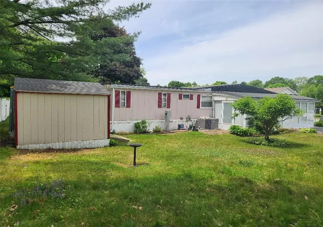 Homes for sale in Lincoln, RI | 27 Woodward Rd, Lincoln, RI 02865 | MLS# 1415811