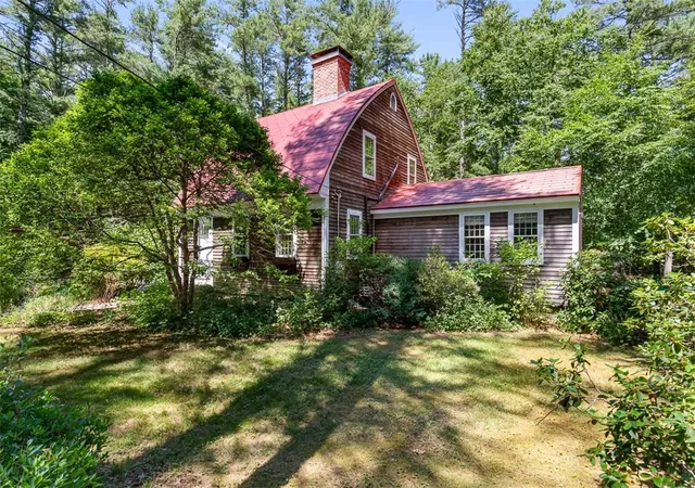 2nd image of 25 Forest Glen Dr, Hopkinton, RI 02832 | MLS# 1415765