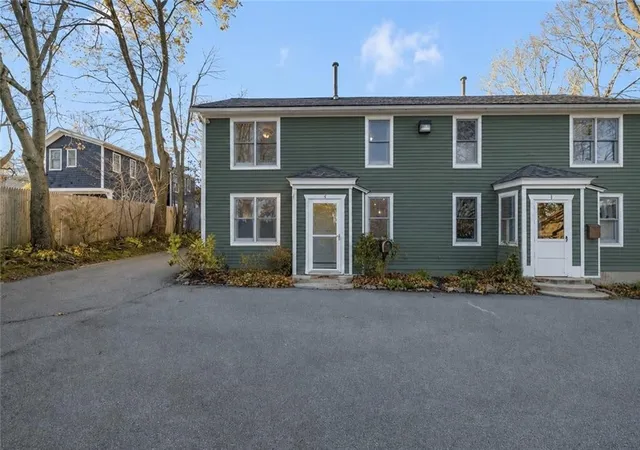 Homes for sale in East Greenwich, RI | 208 Marlborough St #4, East Greenwich, RI 02818 | MLS# 1415828