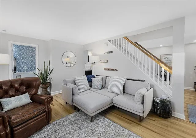 Homes for sale in East Greenwich, RI | 208 Marlborough St #4, East Greenwich, RI 02818 | MLS# 1415828