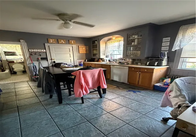 5th image of 1475 Plainfield Pike, Johnston, RI 02919 | MLS# 1415760