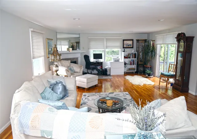 2nd image of 5390 Post Road Road #5, East Greenwich, RI 02818 | MLS# 1415798