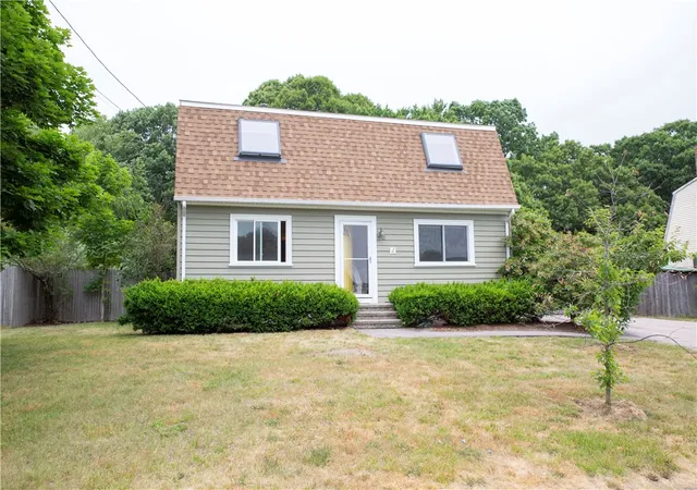 Homes for sale in Westerly, RI | 23 Saundra Dr, Westerly, RI 02891 | MLS# 1415519