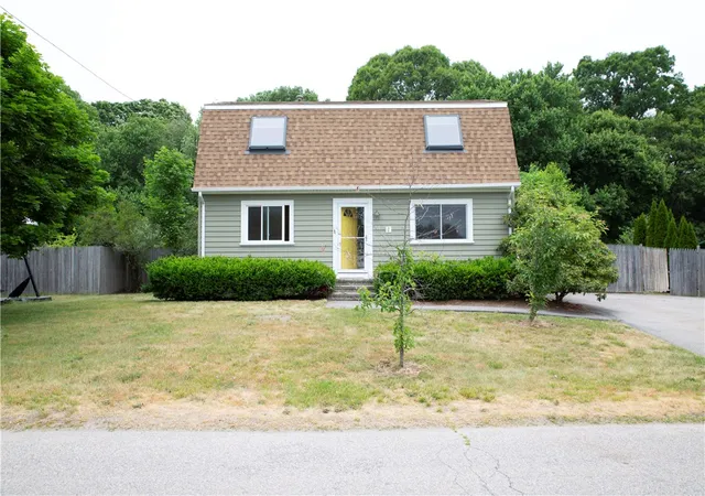 Homes for sale in Westerly, RI | 23 Saundra Dr, Westerly, RI 02891 | MLS# 1415519